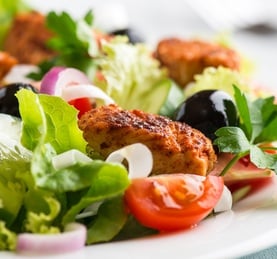 Quick and healthy summer meals - Salad with chicken